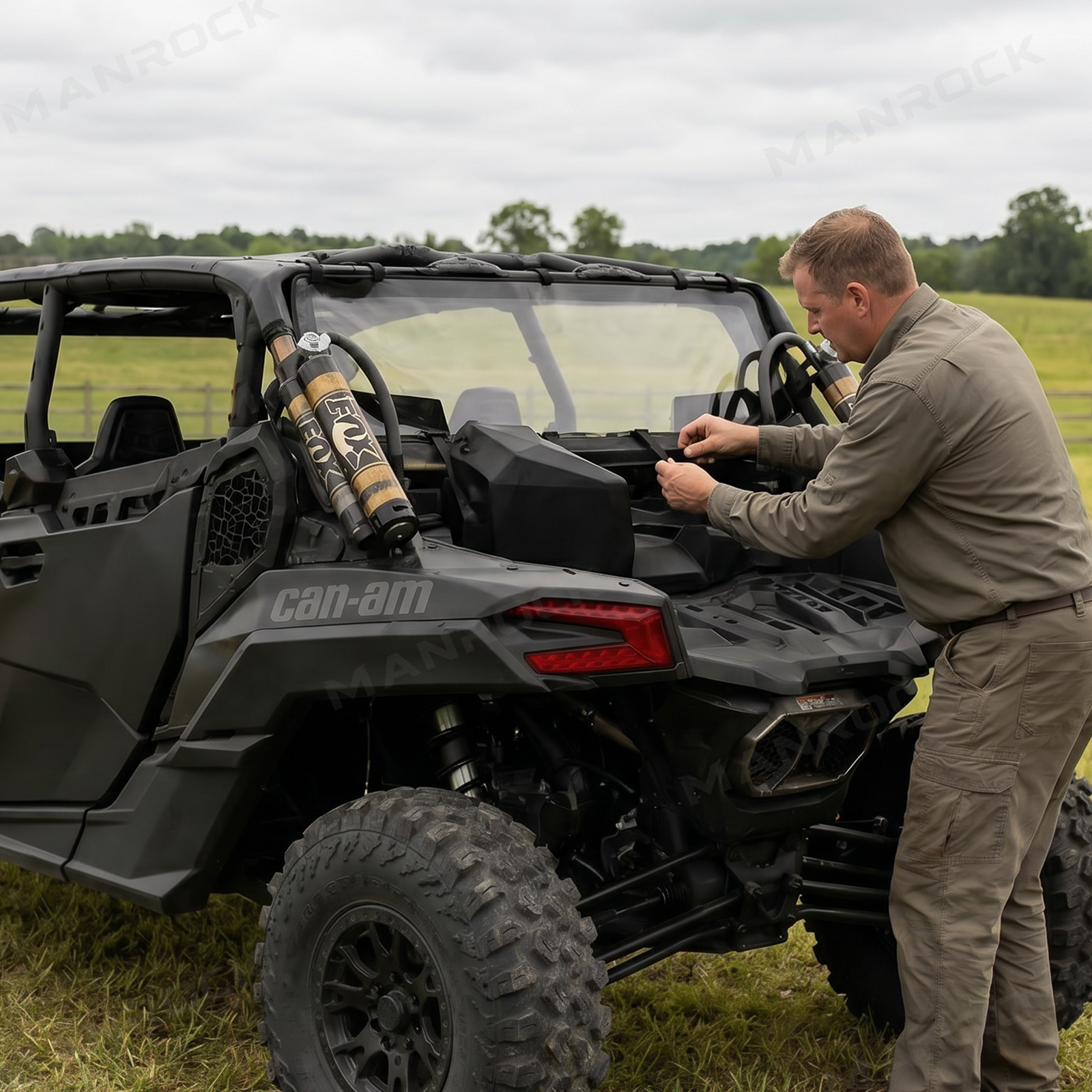 Soft Rear Windshield PVC Windscreen Rear Wind Cover for Can-Am Maverick X3 / X3 Max