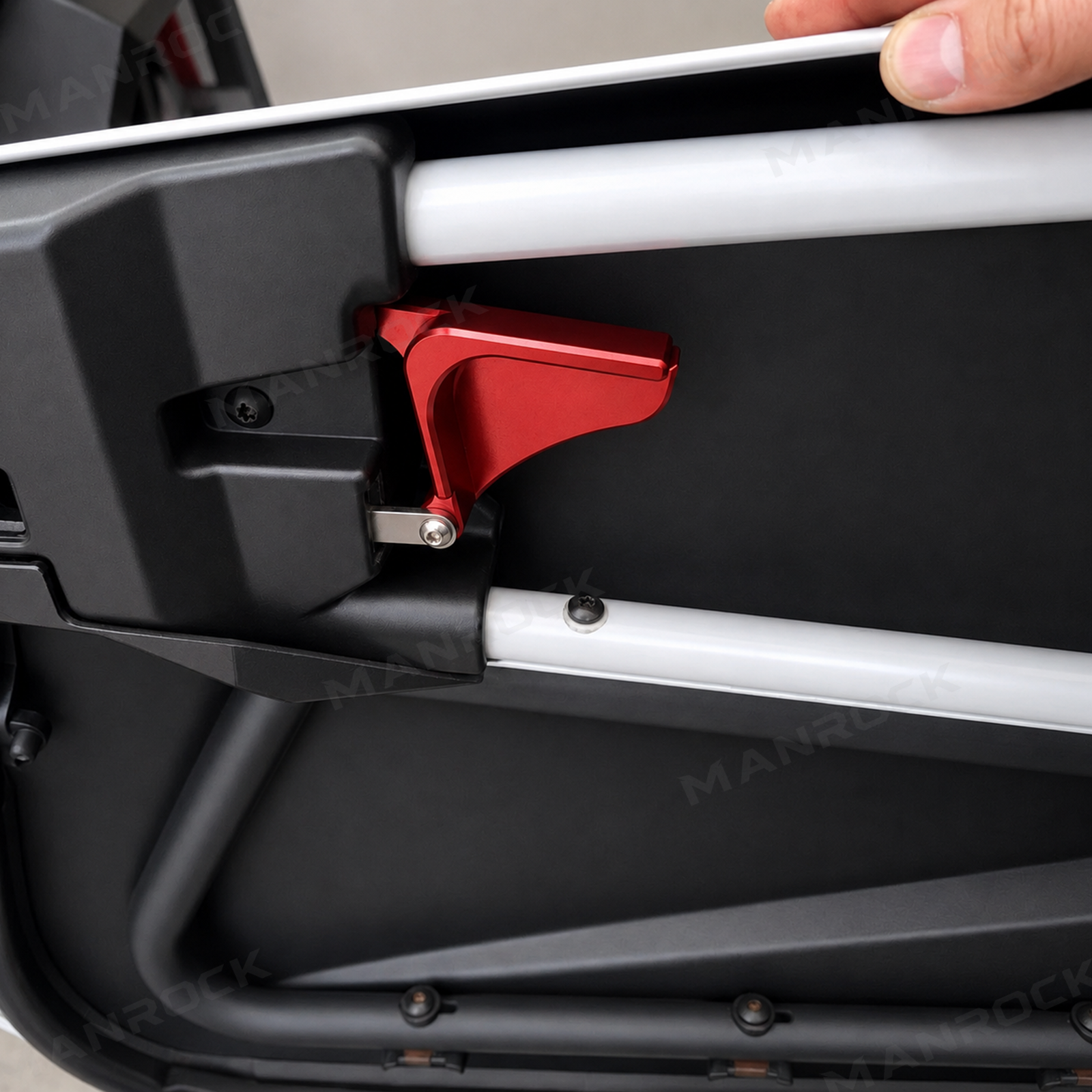 UTV Door Handles Aluminum Door Latch 2PCS for Can-Am Maverick X3 / X3 Max